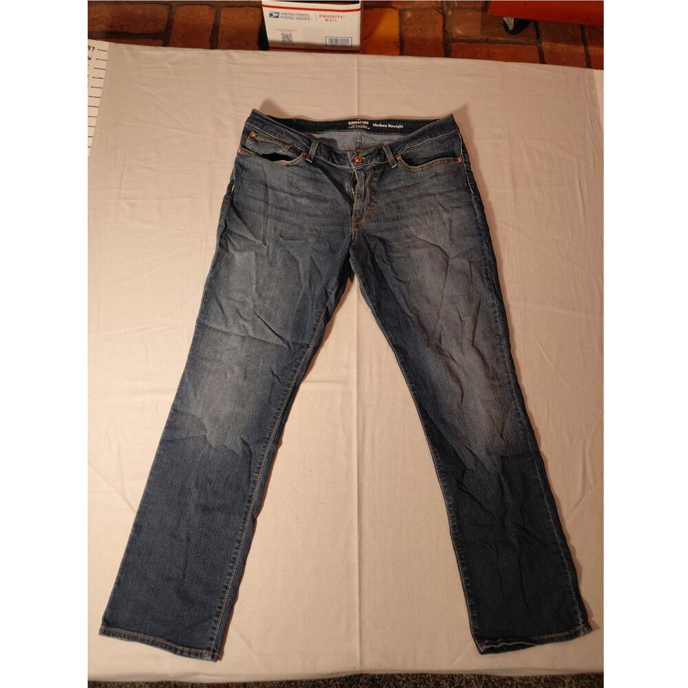 Levi Strauss Signature Modern Straight Jeans Women Size 16s